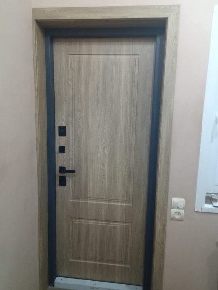 подборка цвета и установка отделки на уже установленную дверь